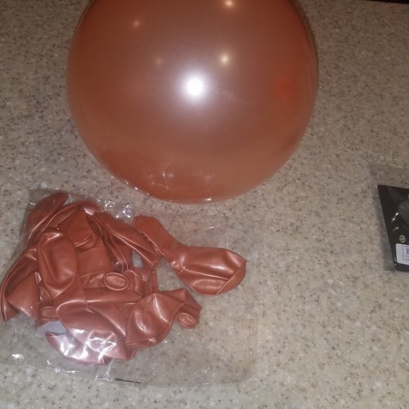 10 pc Decorative Birthday Balloon Set - Picture 2 of 2